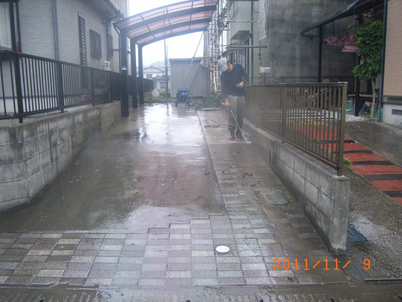 http://www.mitsuo-tosou.com/blog/items/2011/11/10/RIMG0005.JPG